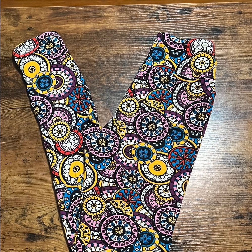 LuLaRoe Multicolor Patterned Leggings